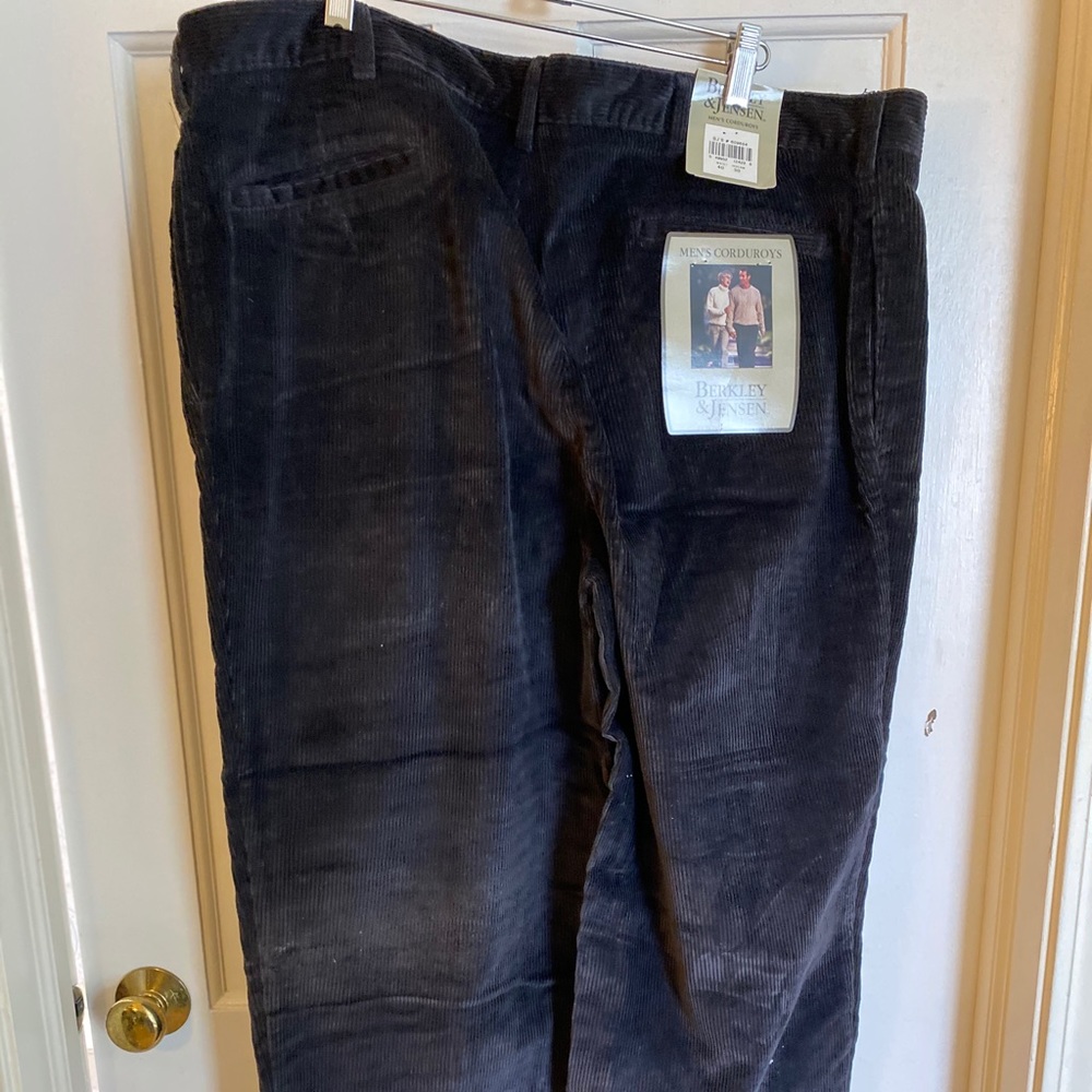 NWT men’s Nordstrom corduroy navy pants